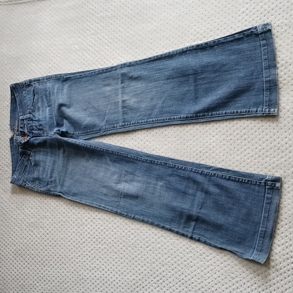 American Eagle Outfitters Denim - American Eagle wideleg trouser Jeans medium wash  size 4